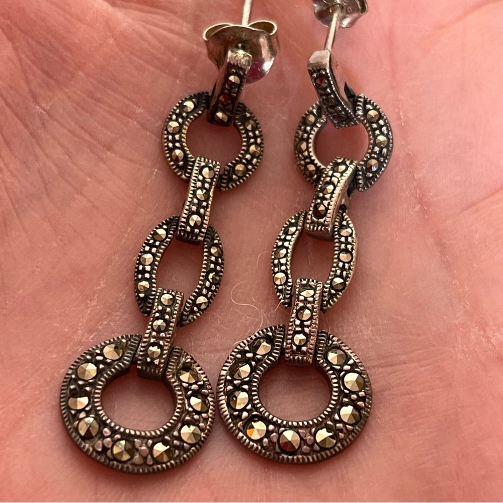 Vintage Art Deco Sterling Silver marcasite modernist flapper dangle earring